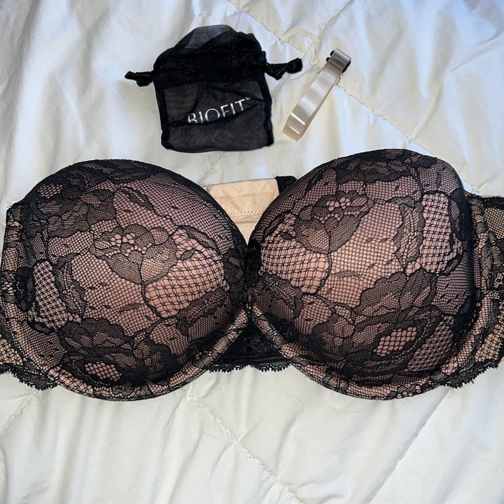 Victoria secret strapless bra